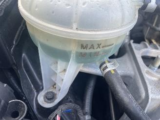 Hyundai Ioniq 1.6 GDi Hybrid Comfort picture 13