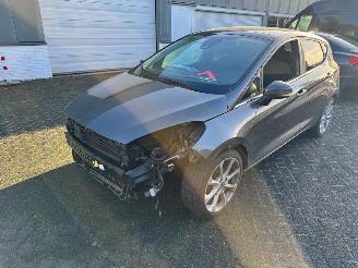 krockskadad bil auto Ford Fiesta 1.5 TDCi Titanium 2017/10