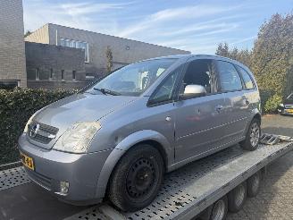 Unfallwagen Opel Meriva 1.6-16V Cosmo Airco 2003/10