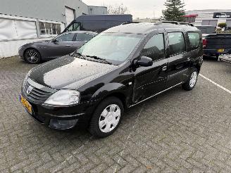  Dacia Logan 1.6-16V Lauréate 7p. 2011/12