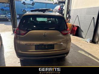 Vrakbiler auto Renault Grand-scenic Grand Scenic IV (RFAR), MPV, 2016 / 2023 1.3 TCE 140 16V 2018/7