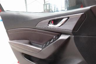 Mazda 3 SEDAN picture 21