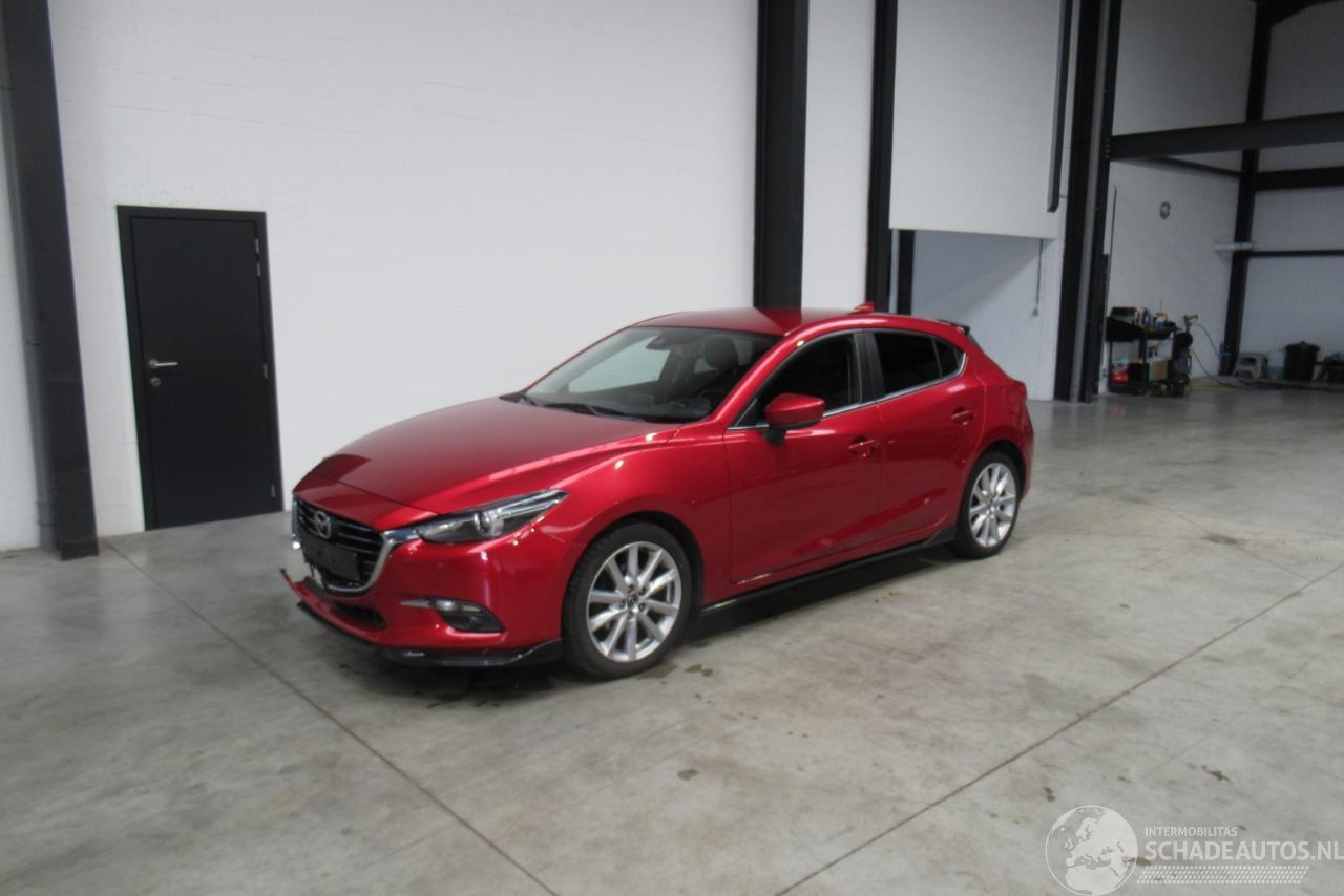 Mazda 3 SEDAN