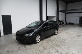 krockskadad bil auto Opel Astra BREAK 2022/2