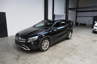  Mercedes GLA SEDAN 2019/4