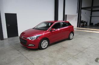 Damaged car Hyundai I-20 BUSINESS 2017/6