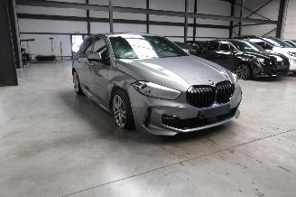 BMW 1-serie M-PACK picture 6