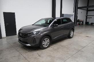 Unfallwagen Peugeot 3008 SUV 2023/3