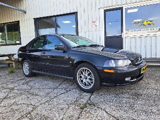 Vrakbiler auto Volvo S-40 2.0 2002/11