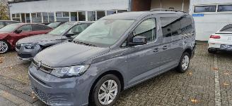 krockskadad bil auto Volkswagen Caddy maxi 1.5 TSi* 7 Zitter* 2023/11