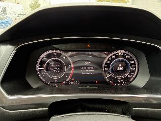 Volkswagen Tiguan VW TIGUAN 2.0D DSG 2018 7 ZIT picture 21