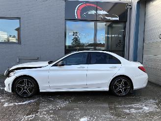 damaged passenger cars Mercedes C/CE MERCEDES C200d AMG 2022 2022/2