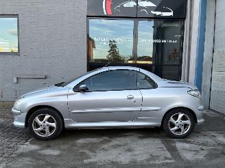 Avarii autoturisme Peugeot 206 PEUGEOT 206cc 2004 1.6I 2004/5