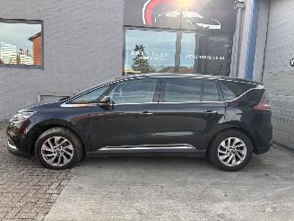 Voiture accidenté Renault Espace RENAULT ESPACE 1.6D 2016 7 ZIT 2016/11