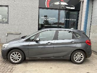 krockskadad bil auto BMW 2-serie BMW 216D 2016 2016/1