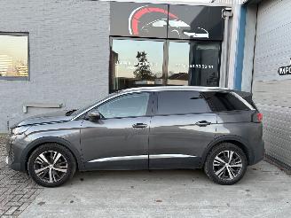 Avarii autoturisme Peugeot 5008 PEUGEOT 5008 1.5D 7 ZIT 2021 2021/4