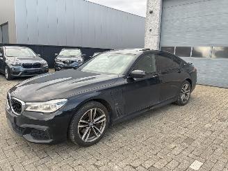 Unfallwagen BMW 7-serie BMW 740e M 2017 2017/9