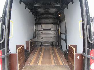 Volkswagen Crafter 35 2.0 TDI 140PK L3H3 Highline picture 19