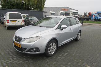 Coche accidentado Seat Ibiza ST - 1.2 TDI Style Ecomotive 2011/4