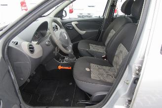 Dacia Sandero 1.6 Ambiance picture 5