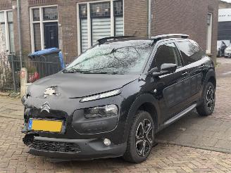 skadebil auto Citroën C4 cactus 1.2 PureTech One-Tone AUTOMAAT 2018/1