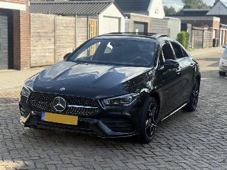 uszkodzony samochody osobowe Mercedes Cla-klasse CLA250e / AMG / PANO 2020/1