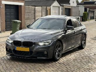 Unfallwagen BMW 3-serie 320i M PAKKET NAP 2018/1