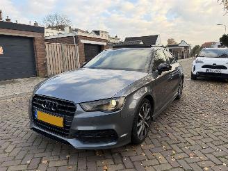 Avarii autoturisme Audi A3 1.4 TFSI PANO S Line LIMOUSINE 2013/1