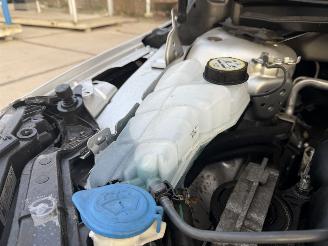 Volvo V-40 1.6 T4 AUTOMAAT picture 20