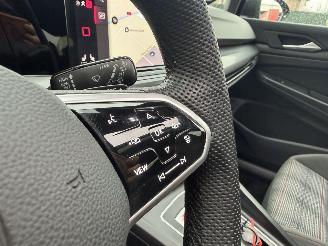 Volkswagen Golf 2.0 GTI 245 PK PANO picture 13