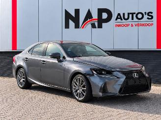 Auto incidentate Lexus IS G Sport 300h Hybrid 2018/1
