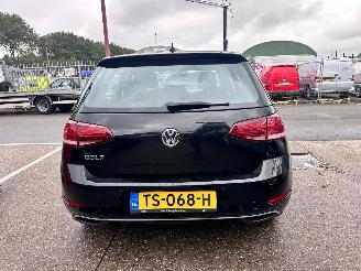 Volkswagen Golf 1.0 TSI picture 5