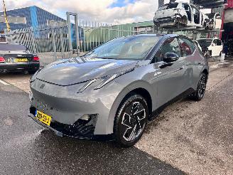 Schadeauto Lynk & Co  02 1.5 MORE / PANO 2025/8