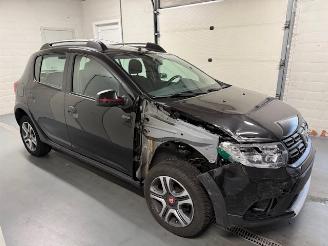 uszkodzony samochody osobowe Dacia Sandero // ONLY 39000 KM // 2019/10