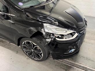 Renault Clio  picture 2