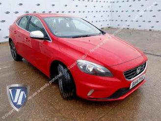 Uttjänta bilar auto Volvo V-40 V40 (MV), Hatchback 5-drs, 2012 / 2019 2.0 D3 20V 2014/6