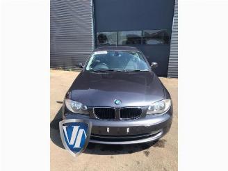 demontáž osobní automobily BMW 1-serie 1 serie (E81), Hatchback 3-drs, 2006 / 2012 123d 16V . 2008/4