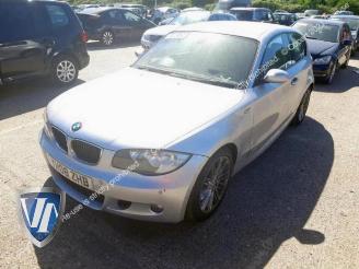 demontáž osobní automobily BMW 1-serie 1 serie (E81), Hatchback 3-drs, 2006 / 2012 118i 16V 2008/1