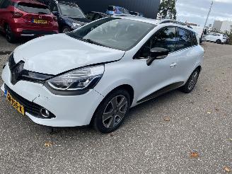 Renault Clio 0.9 picture 1