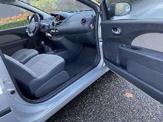 Renault Twingo 1.2 airco picture 10