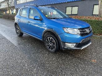 Coche accidentado Dacia Sandero 1.5 dci stepway 2014/7