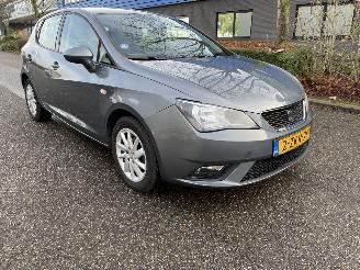 uszkodzony samochody osobowe Seat Ibiza 1.2tsi 5drs 2013/5