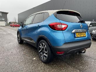 skadebil auto Renault Captur 0.9T 2013/1