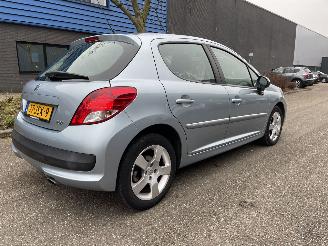 Peugeot 207 1.6 5drs picture 4