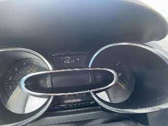 Renault Clio 1.5 dci stadion picture 10