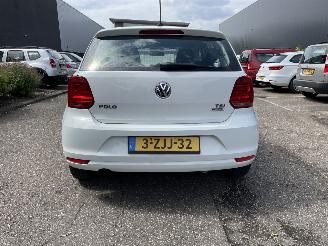 uszkodzony samochody osobowe Volkswagen Polo 1.2 tsi 5drs 2015/3