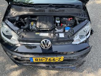 Volkswagen Up! 5drs high up picture 7
