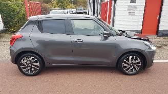 skadebil auto Suzuki Swift AUTOMAAT 2023/9