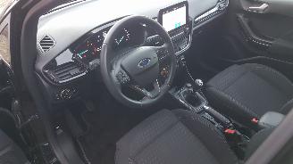 Ford Fiesta TITANIUM picture 11