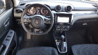 Suzuki Swift AUTOMAAT picture 11